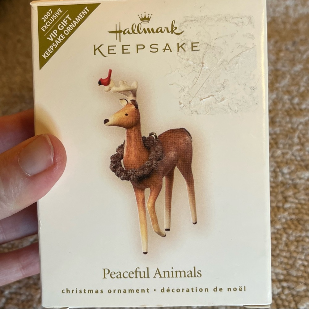 Hallmark Peaceful Animals Keepsake Box